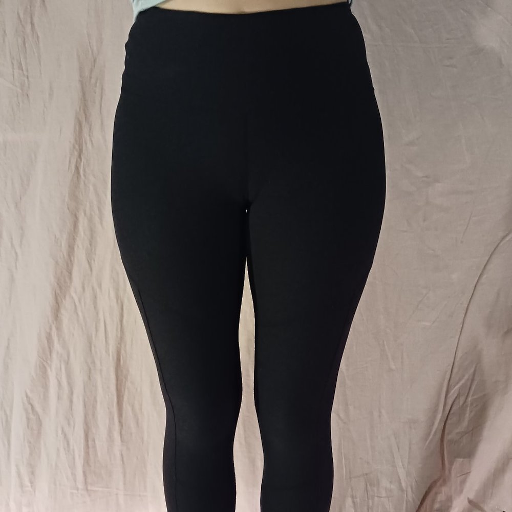 black leggings